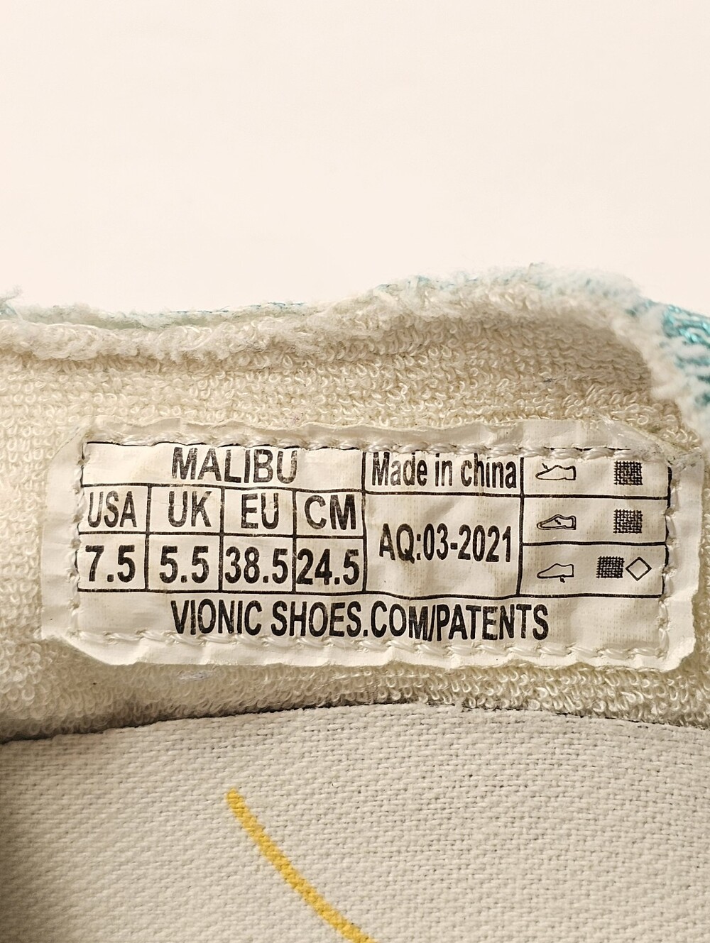 Vionic Beach Malibu Slip-on Loafer Size 7.5 Aqua and White Summer Vacation - Picture 7 of 7